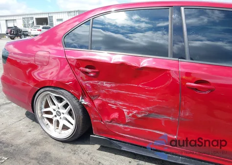 2016 Volkswagen Jetta 1.4T S z USA, uszkodzony, nr VIN 3VW167AJ2GM404439